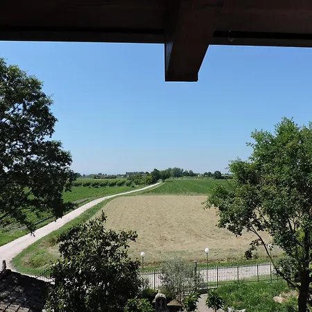 La Corte Di Adelina Bed & Breakfast Ravarino