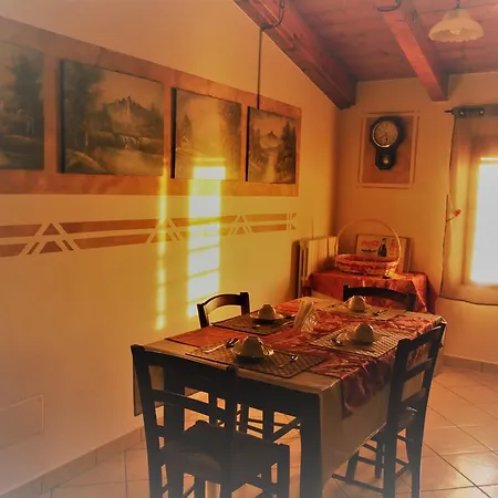 La Corte Di Adelina فندق مبيت وإفطار Ravarino