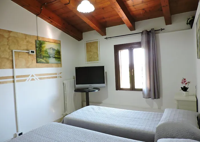 Bed & Breakfast La Corte Di Adelina *