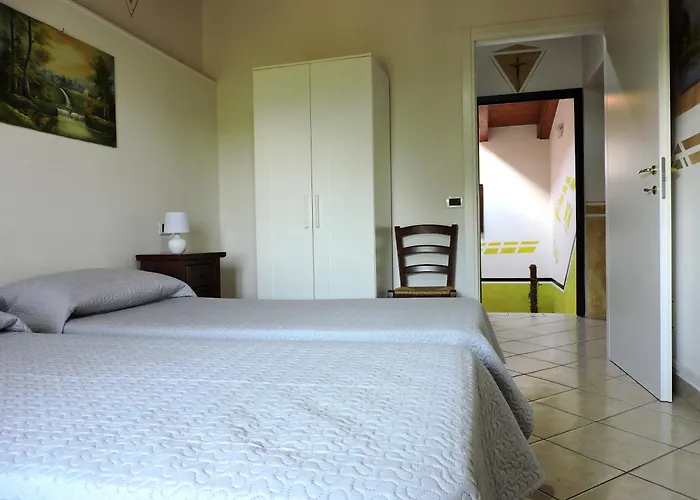 La Corte Di Adelina Bed & Breakfast *